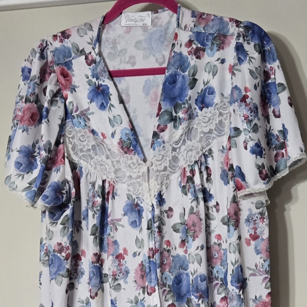 Vanity Fair Floral Patterned Fabric